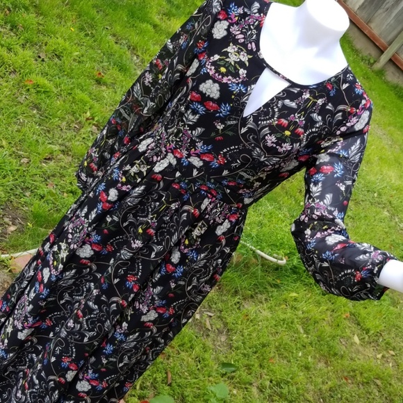 Modcloth maxi dress with long sleeves - Picture 3 of 7